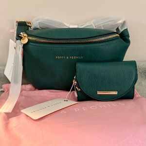 💥Poppy and Peonies Sidekick Bag- Matching Wallet Set! 💥Gorgeous!